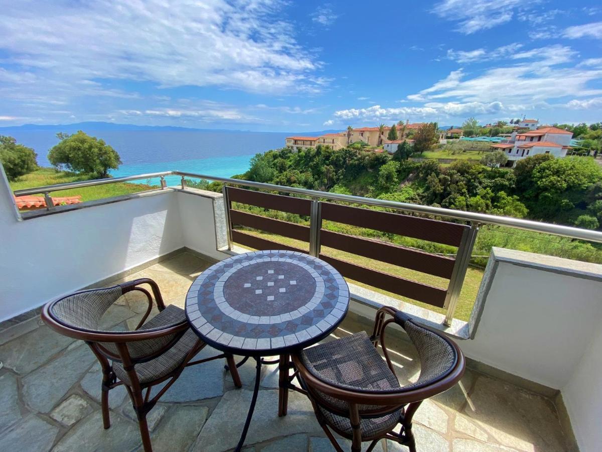 Marianna Sea View Afitos Apartment Екстериор снимка