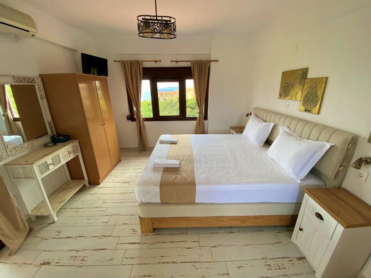 Marianna Sea View Afitos Apartment Екстериор снимка