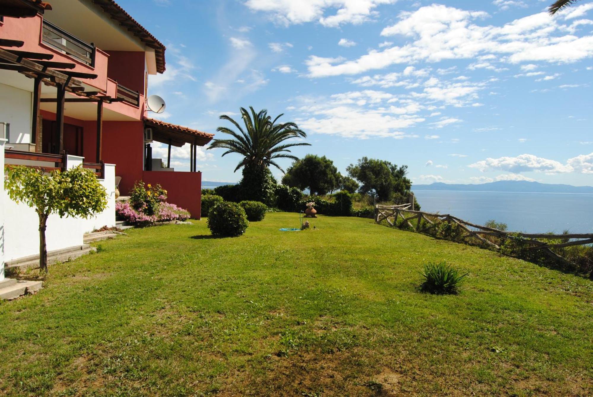 Marianna Sea View Afitos Apartment Екстериор снимка