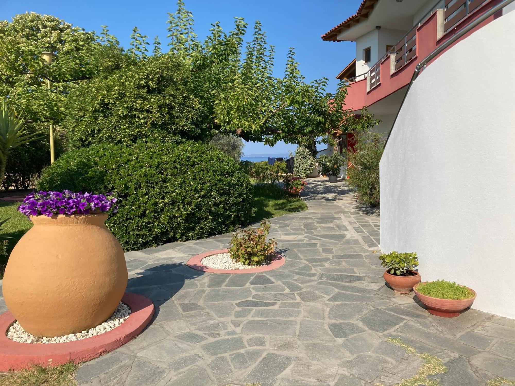 Marianna Sea View Afitos Apartment Екстериор снимка