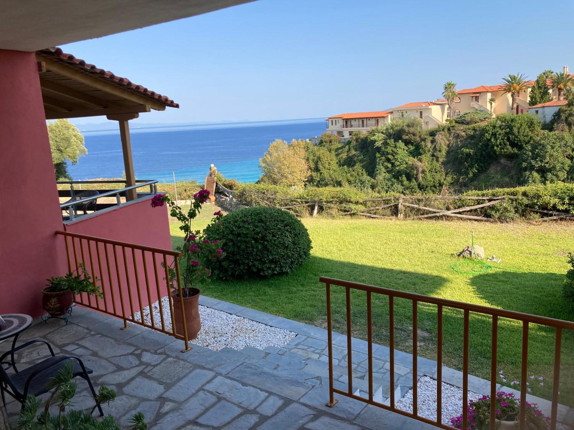 Marianna Sea View Afitos Apartment Екстериор снимка